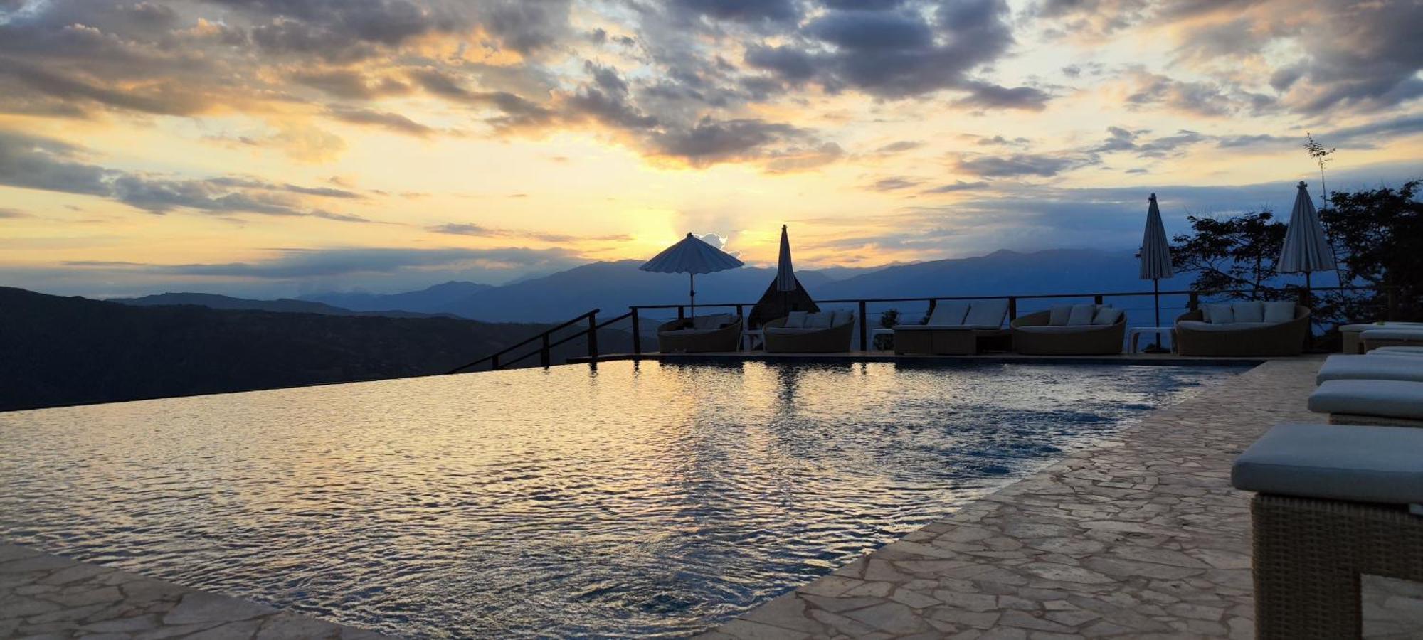 Nalua Glamping Y Hotel San Jerónimo Εξωτερικό φωτογραφία